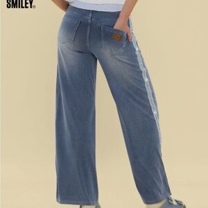 Halara X Smiley® Halara Flex™ High Waisted 
Baggy Wide Leg (Washed)